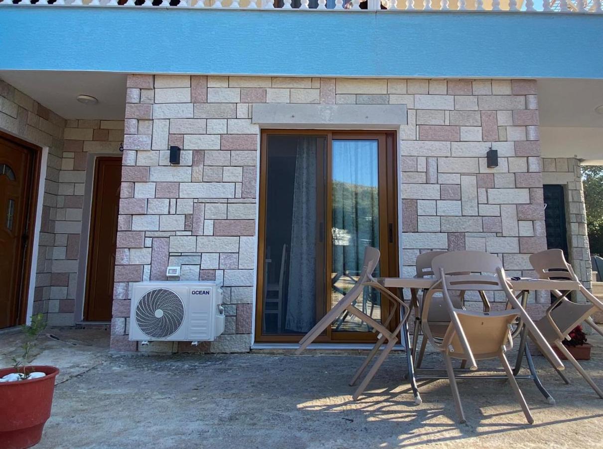 Dosti Apartment Ksamil Extérieur photo
