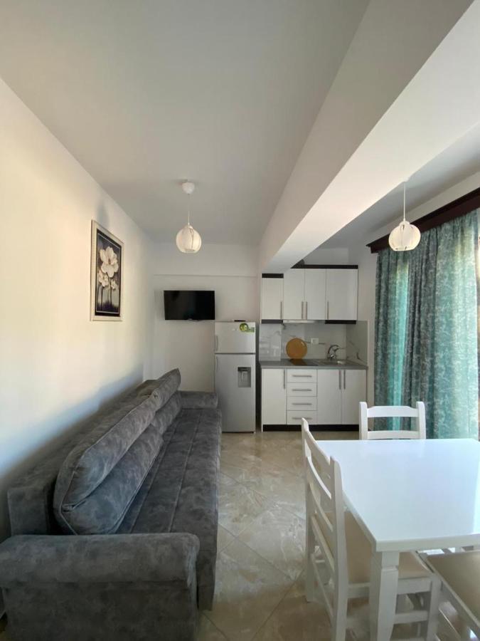 Dosti Apartment Ksamil Extérieur photo